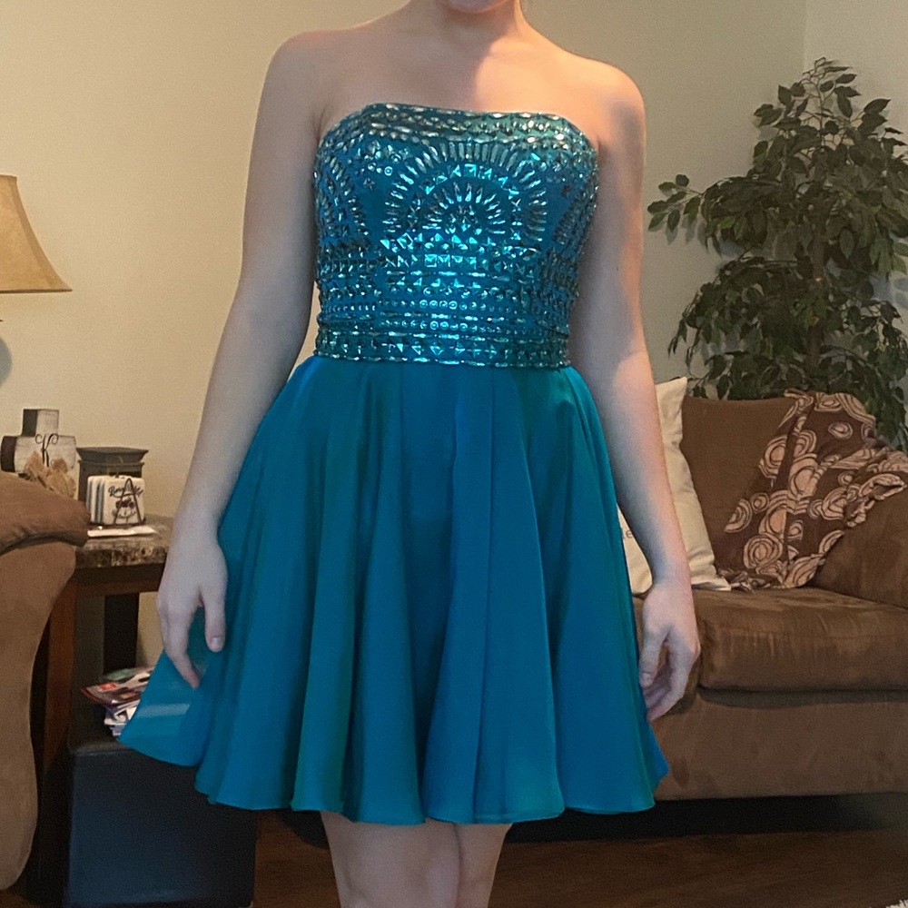 Sherri Hill Strapless Cocktail w/Beaded Bodice